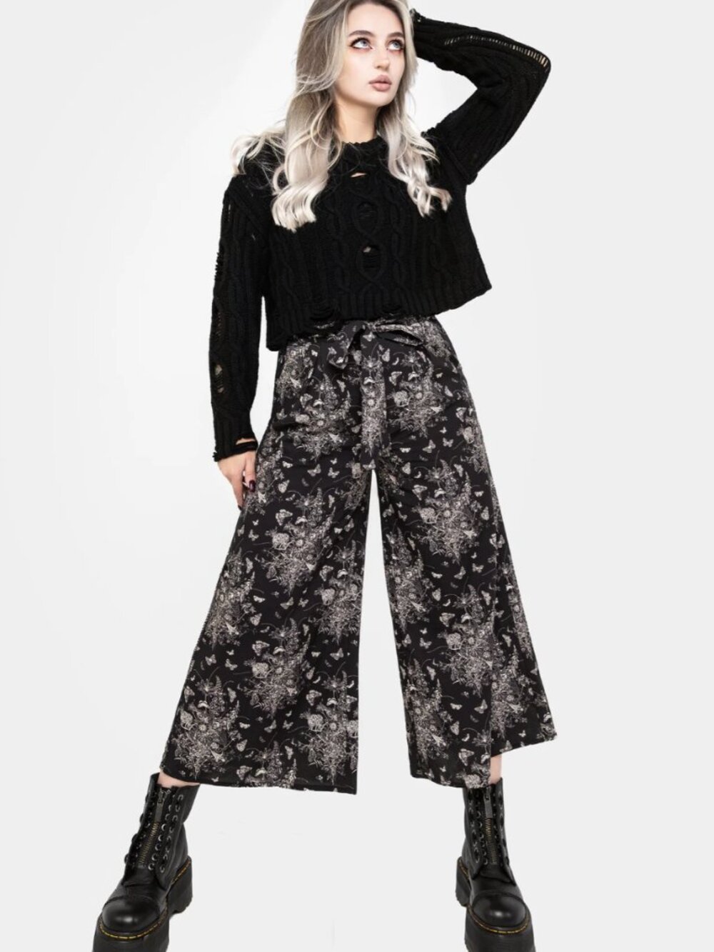 Disturbia Thalia Tie Waist Culottes